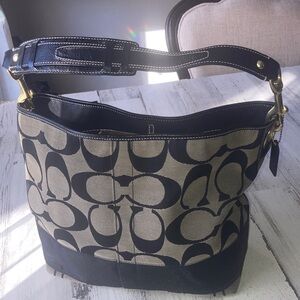 Genuine  2007 Vintage HOBO  Signature Coach Black and Tan Shoulder Bag